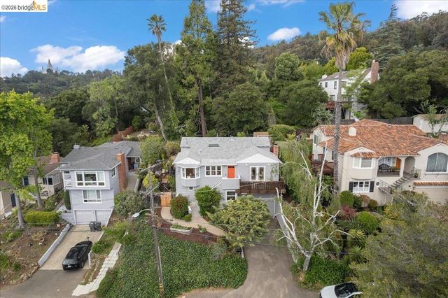 4425 Norton Ave, Oakland, CA 94602