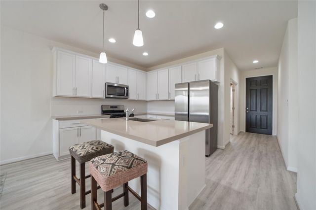 432 Chaste Tree DR, San Marcos, TX 78666