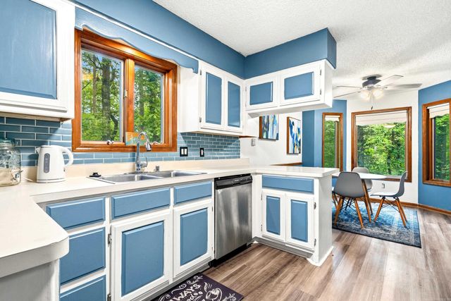 46 Dominar Way, Hot Springs Village, AR 71909