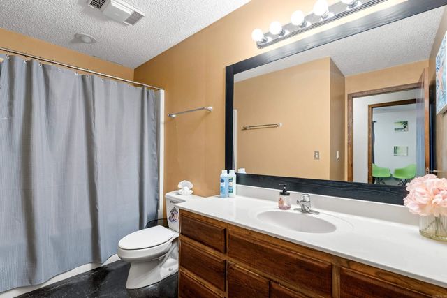 46 Dominar Way, Hot Springs Village, AR 71909