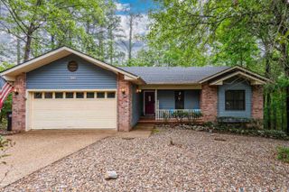 46 Dominar Way, Hot Springs Village, AR 71909