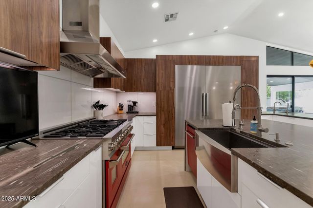 3420 E OREGON Avenue, Phoenix, AZ 85018