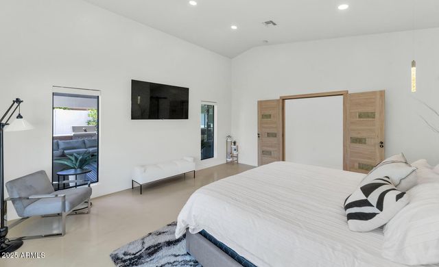 3420 E OREGON Avenue, Phoenix, AZ 85018