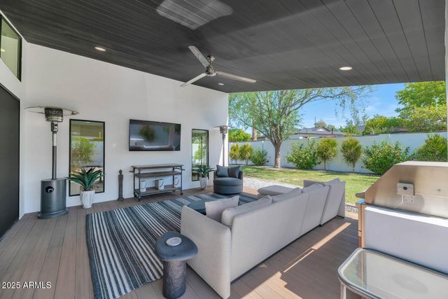 3420 E OREGON Avenue, Phoenix, AZ 85018