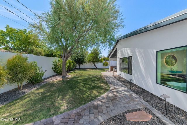 3420 E OREGON Avenue, Phoenix, AZ 85018