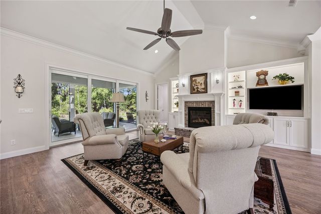 206 Clubhouse Circle, St Marys, GA 31558