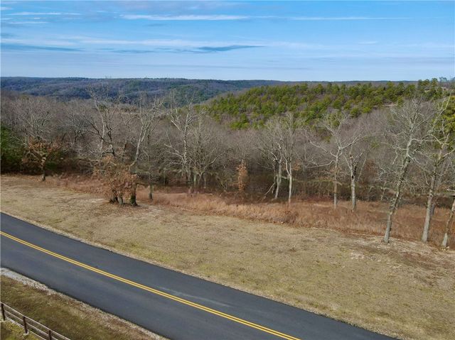 County Road 266, Eureka Springs, AR 72632