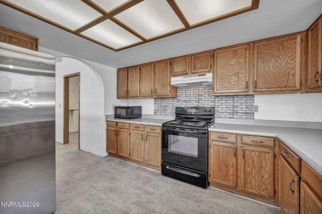 180 Monumental Circle, Spanish Springs, NV 89436