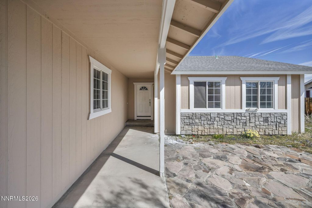 180 Monumental Circle, Spanish Springs, NV 89436