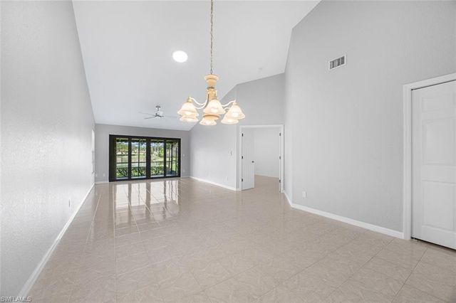 6654 Tannin LN # B, Naples, FL 34109