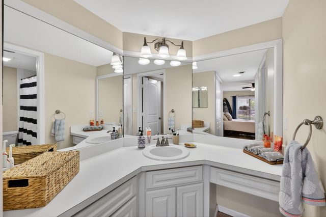 950 S Kanner Highway 603, Stuart, FL 34994