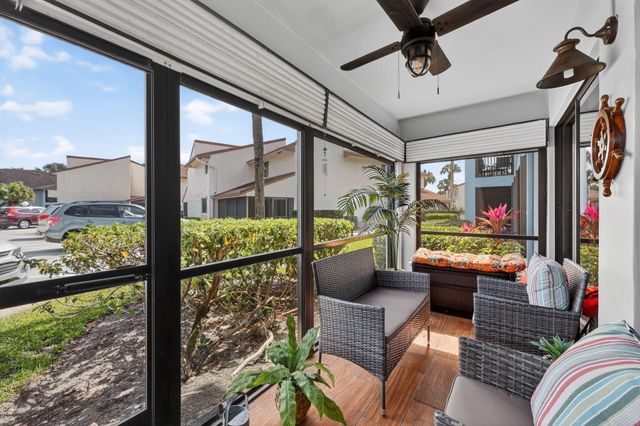 950 S Kanner Highway 603, Stuart, FL 34994