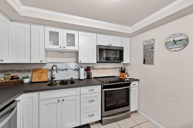 950 S Kanner Highway 603, Stuart, FL 34994