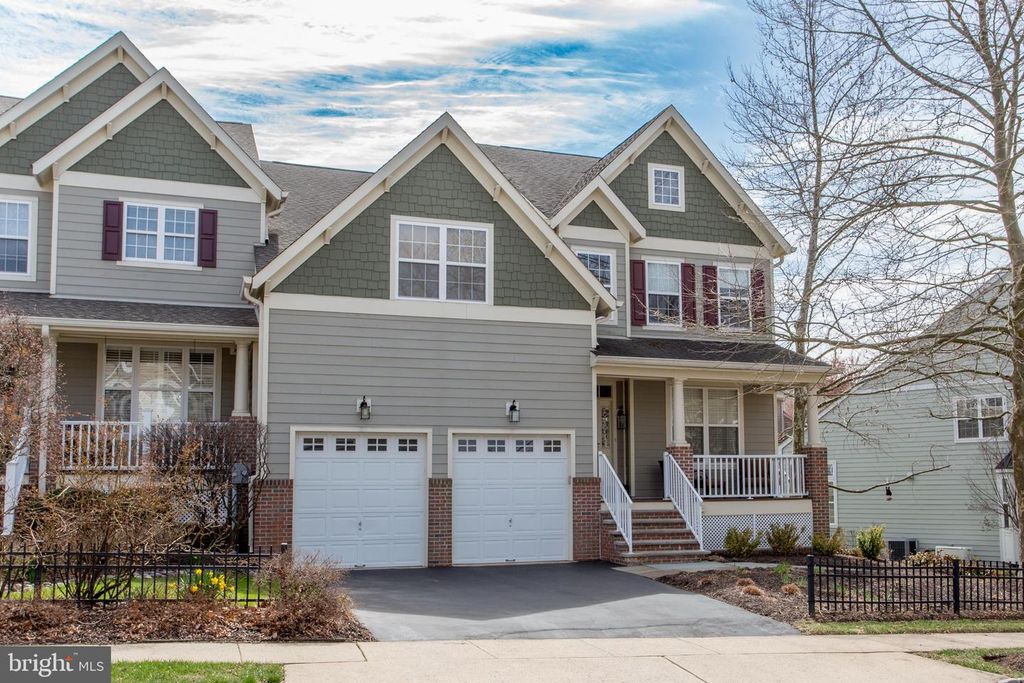 505 TITUS RD, Lambertville, NJ 08530