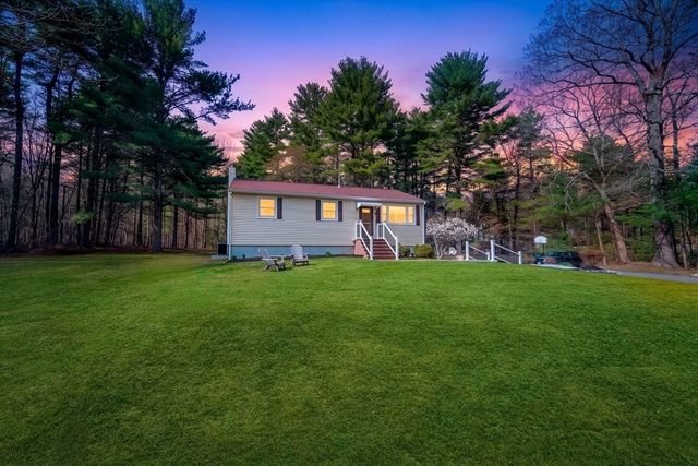 286 North Street, Duxbury, MA 02332