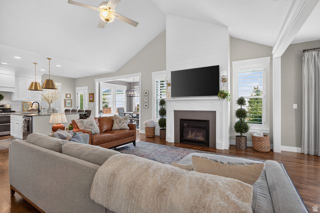 455 N HILL FARMS LN, Kaysville, UT 84037