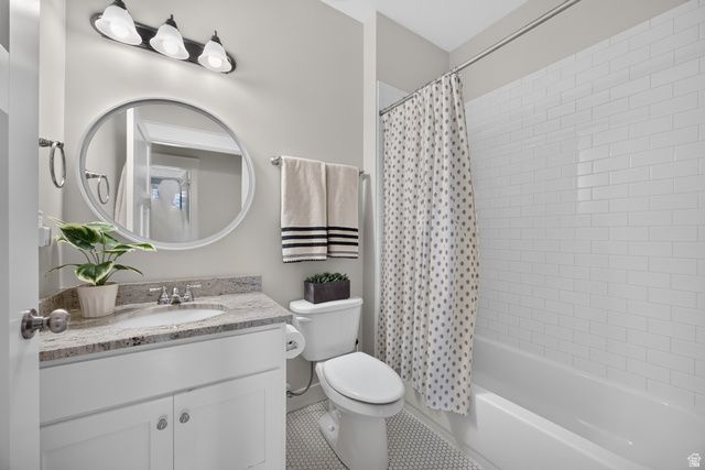 455 N HILL FARMS LN, Kaysville, UT 84037