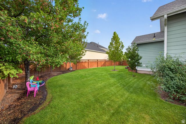 455 N HILL FARMS LN, Kaysville, UT 84037