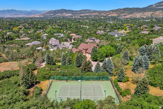196 S HOLLY DR, Alpine, UT 84004