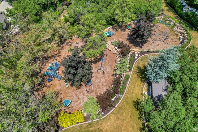 196 S HOLLY DR, Alpine, UT 84004