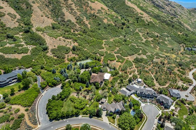 196 S HOLLY DR, Alpine, UT 84004