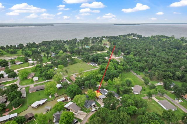 148 Sandpiper Drive, Livingston, TX 77351