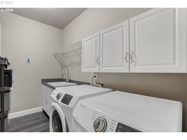 52092 Se 9TH St, Scappoose, OR 97056