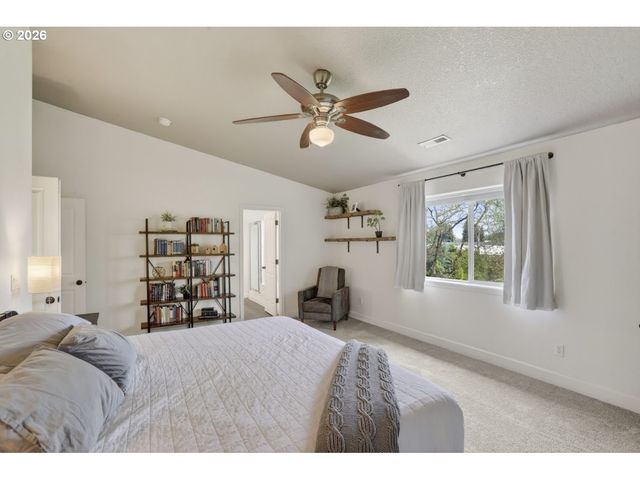 52092 Se 9TH St, Scappoose, OR 97056