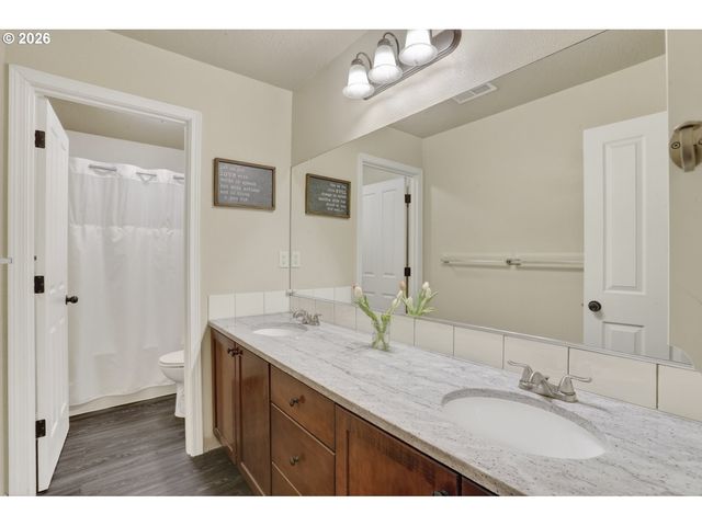 52092 Se 9TH St, Scappoose, OR 97056