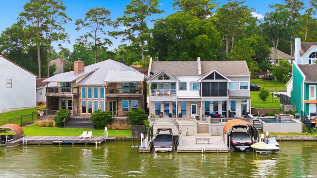 1208 Lake View Drive, Montgomery, TX 77356