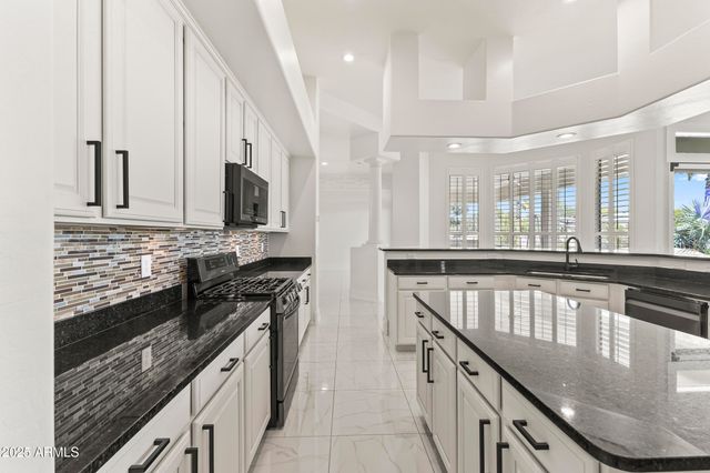 10417 N 180TH Drive, Waddell, AZ 85355