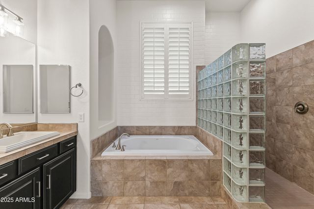 10417 N 180TH Drive, Waddell, AZ 85355