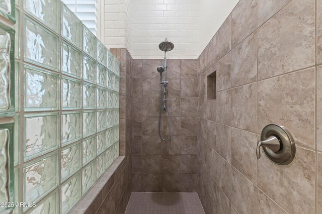 10417 N 180TH Drive, Waddell, AZ 85355