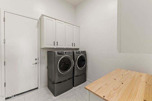 10417 N 180TH Drive, Waddell, AZ 85355