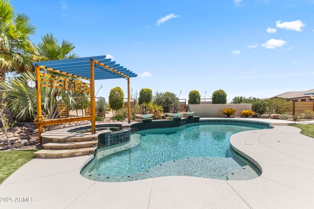 10417 N 180TH Drive, Waddell, AZ 85355