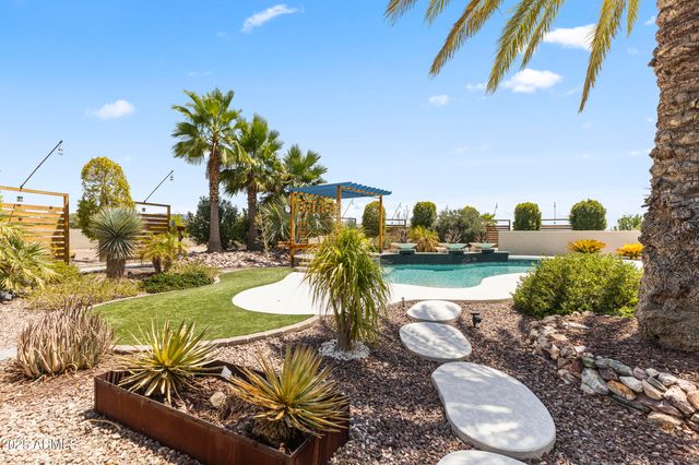 10417 N 180TH Drive, Waddell, AZ 85355