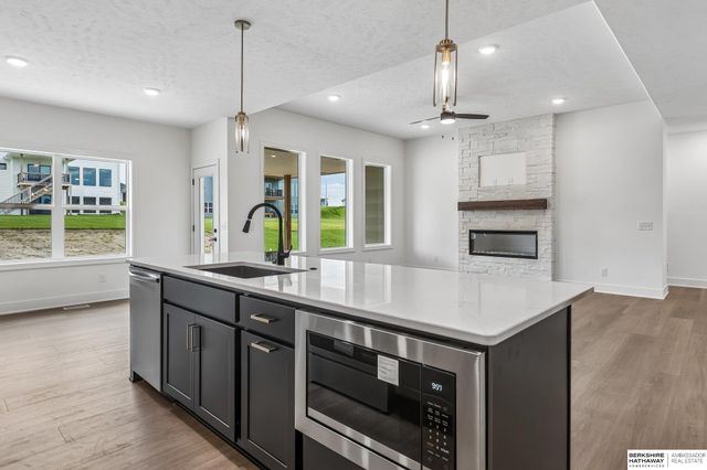 6227 N 210th Street, Elkhorn, NE 68022