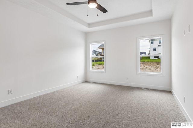 6227 N 210th Street, Elkhorn, NE 68022