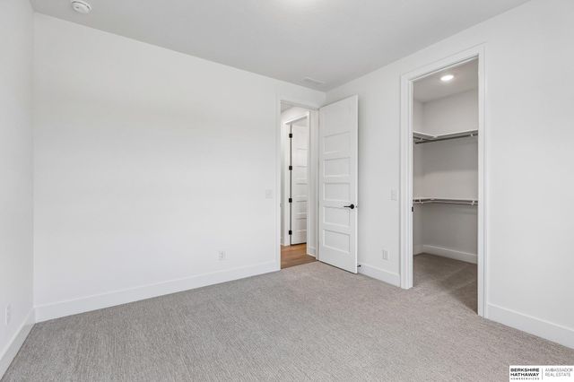 6227 N 210th Street, Elkhorn, NE 68022
