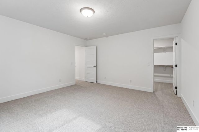 6227 N 210th Street, Elkhorn, NE 68022