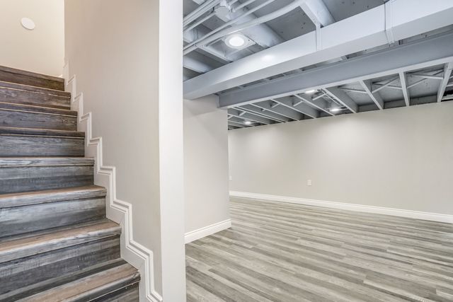 13049 S Brandon Avenue, Chicago, IL 60633