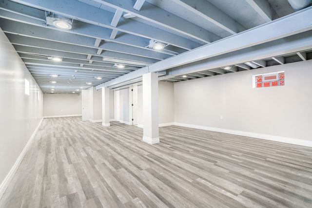 13049 S Brandon Avenue, Chicago, IL 60633