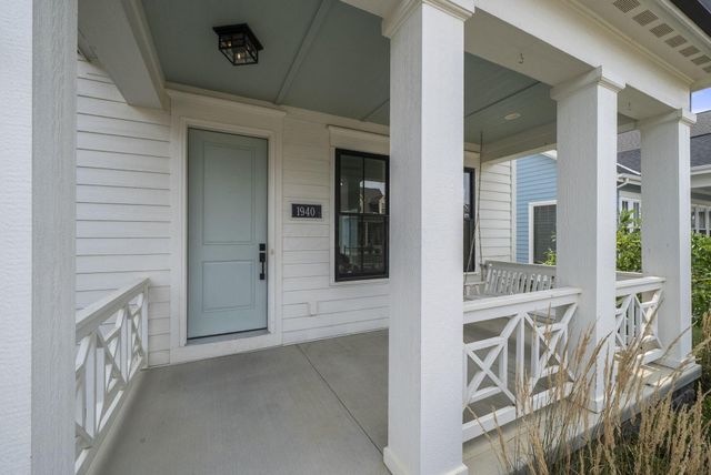 1940 Linden Street, Lewis Center, OH 43035