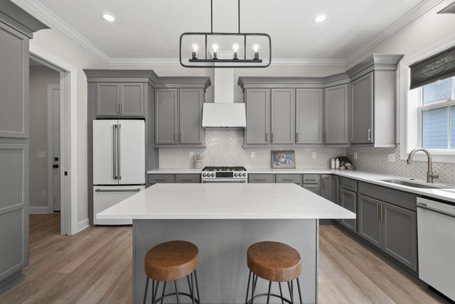 1940 Linden Street, Lewis Center, OH 43035