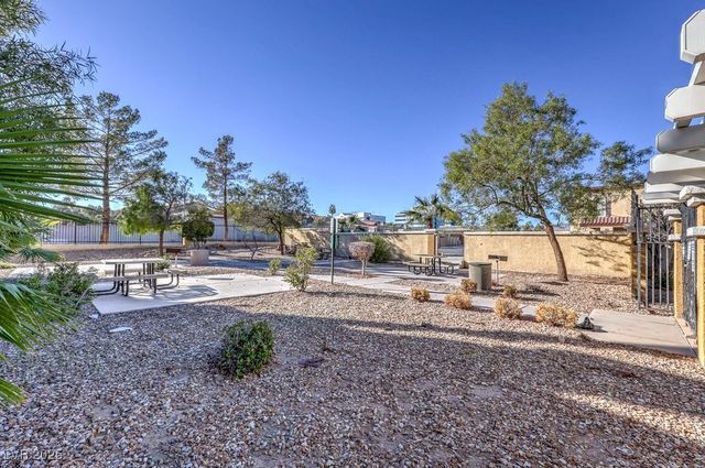 2801 North Rainbow Boulevard 207, Las Vegas, NV 89108