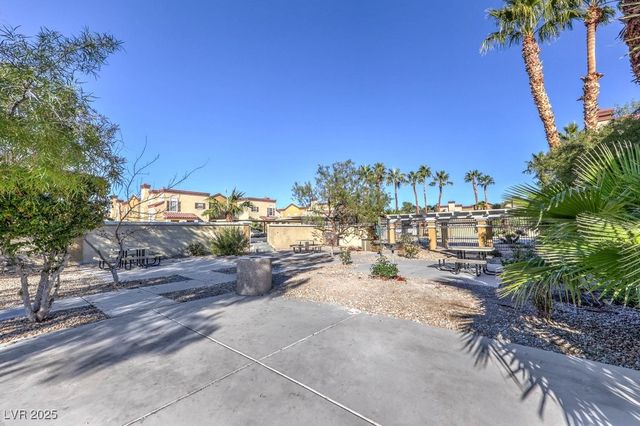 2801 North Rainbow Boulevard 207, Las Vegas, NV 89108