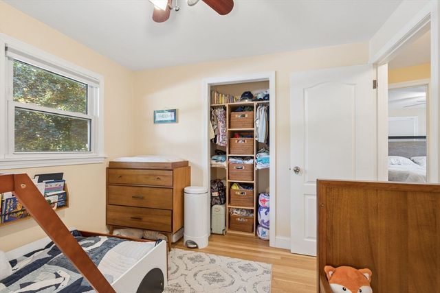 83 Colgate Dr, North Andover, MA 01845