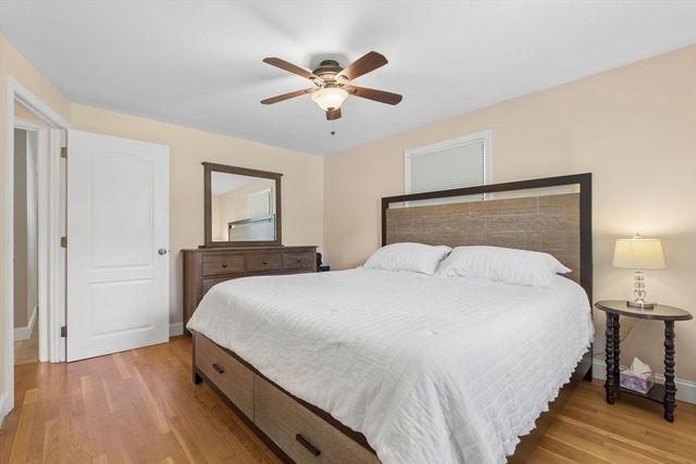 83 Colgate Dr, North Andover, MA 01845