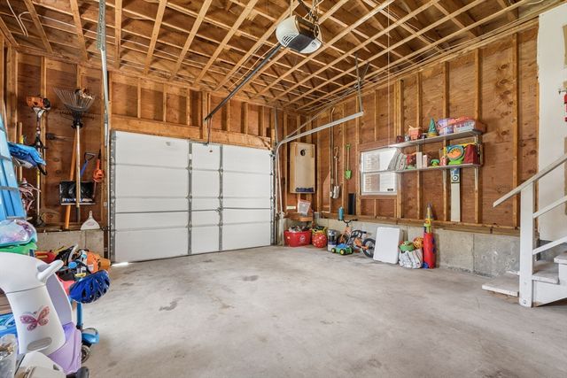 83 Colgate Dr, North Andover, MA 01845