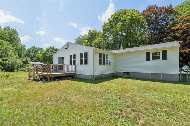 83 Colgate Dr, North Andover, MA 01845
